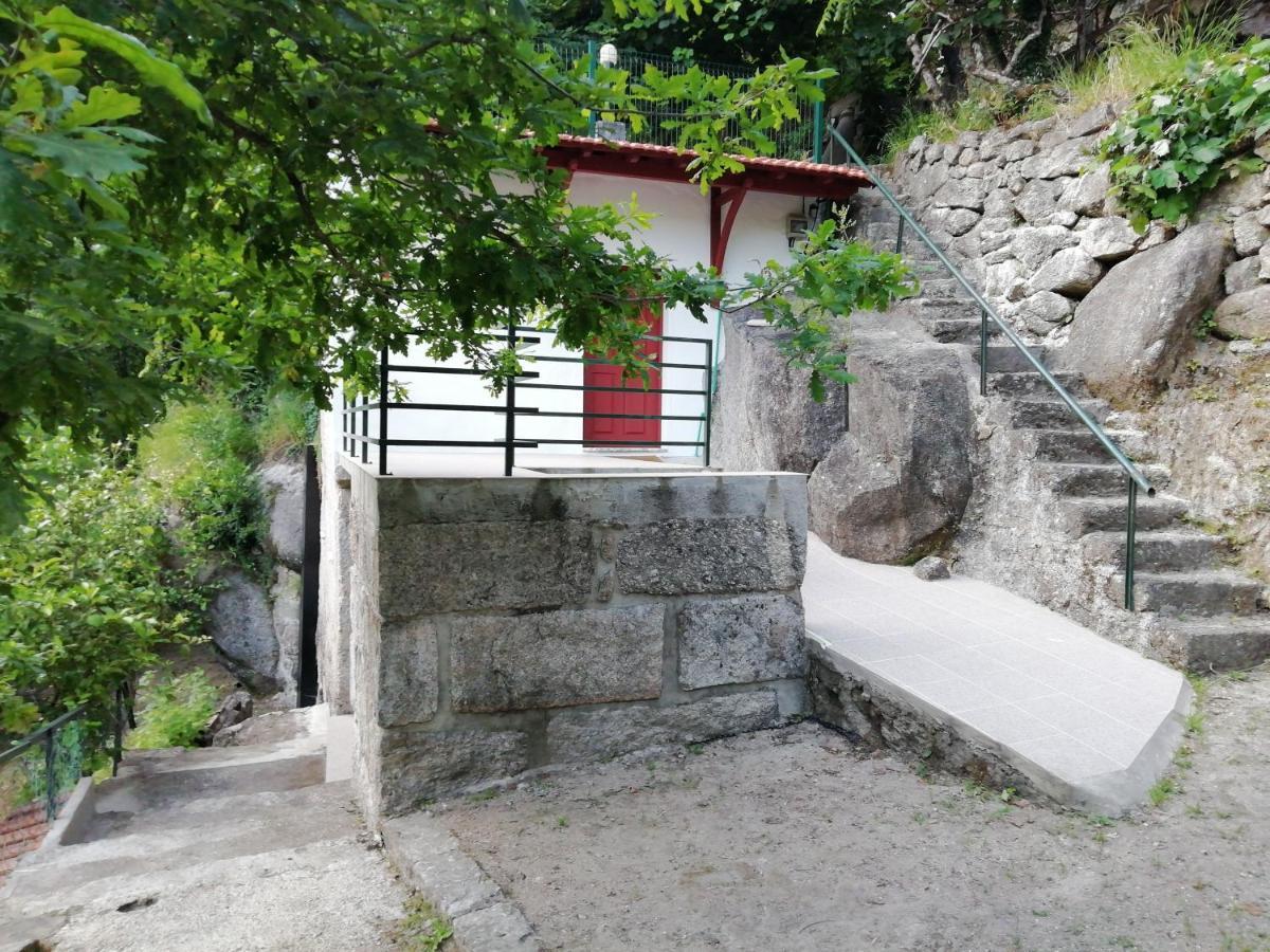 Hotel Campismo Rural Vale Dos Moinhos Gerês Exterior foto