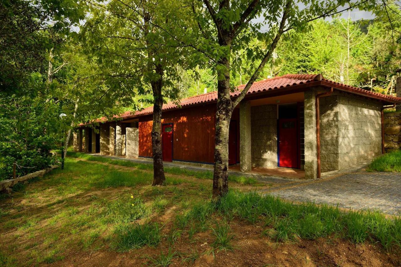 Hotel Campismo Rural Vale Dos Moinhos Gerês Exterior foto